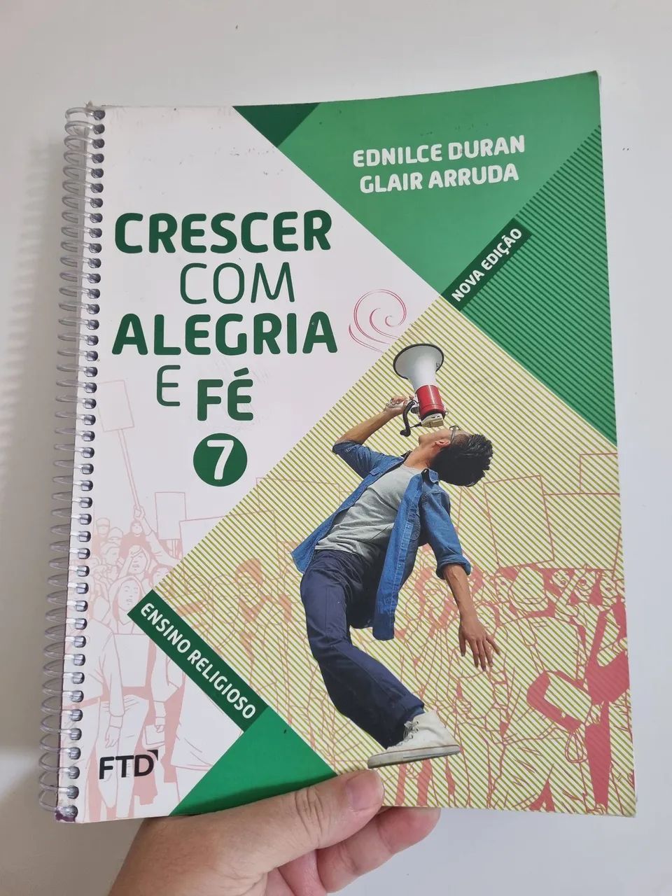 livro crescer com alegria e fé 7