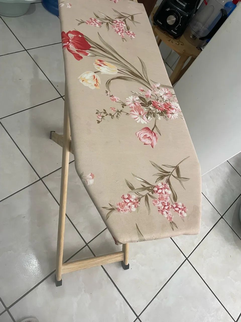 Tábua de passar roupa  - Foto 2