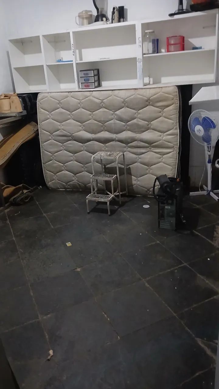 Alugou quarto
