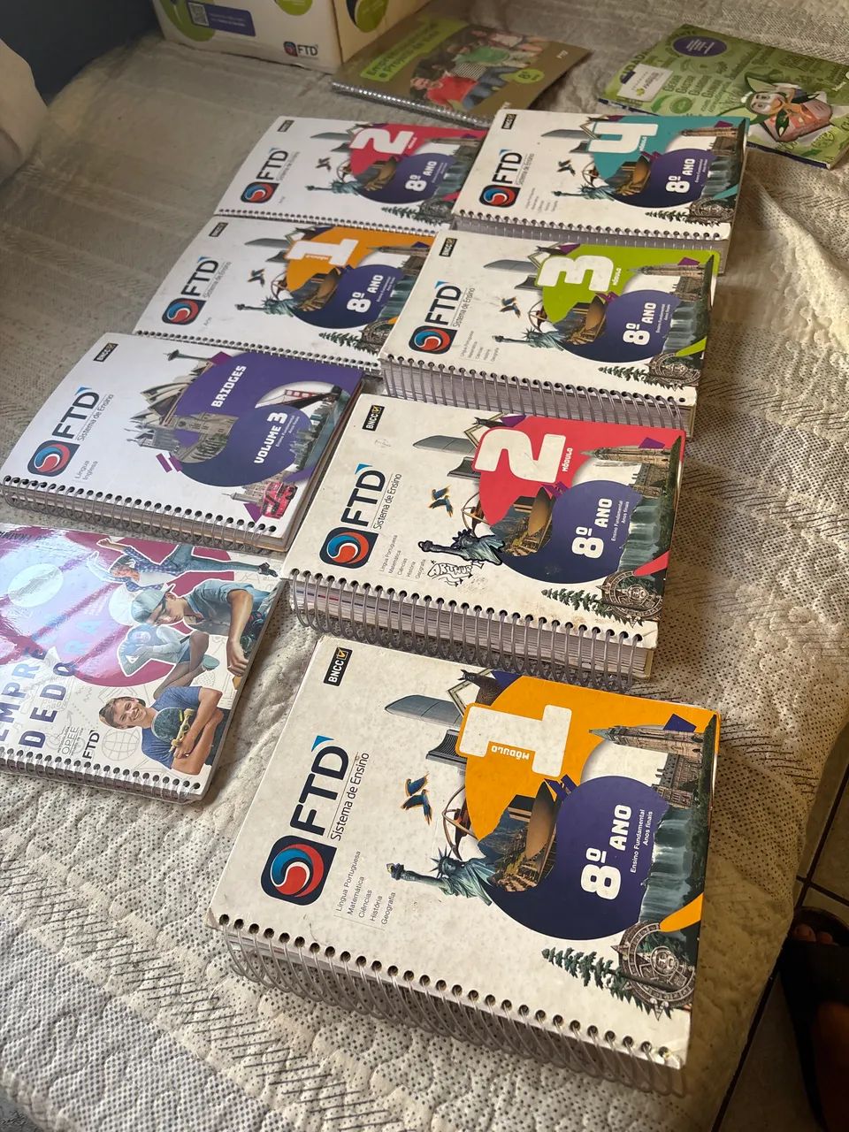 livros 8?ano FTD completo  - Foto 2