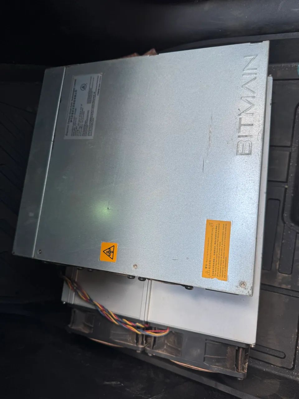 Mineradora de criptomoeda bitcoin Antminer S19K Pr