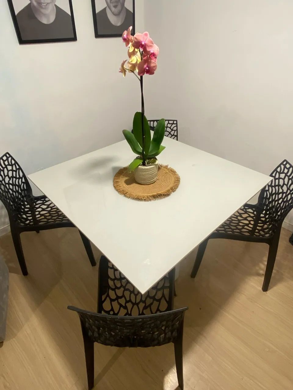 Mesa de vidro moderna para sala
