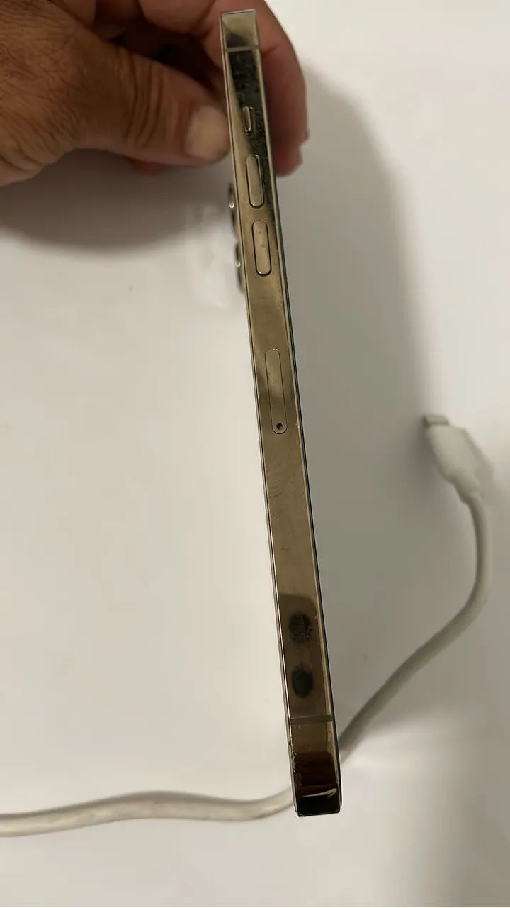 iPhone 12 Pro Max dourado  - Foto 2