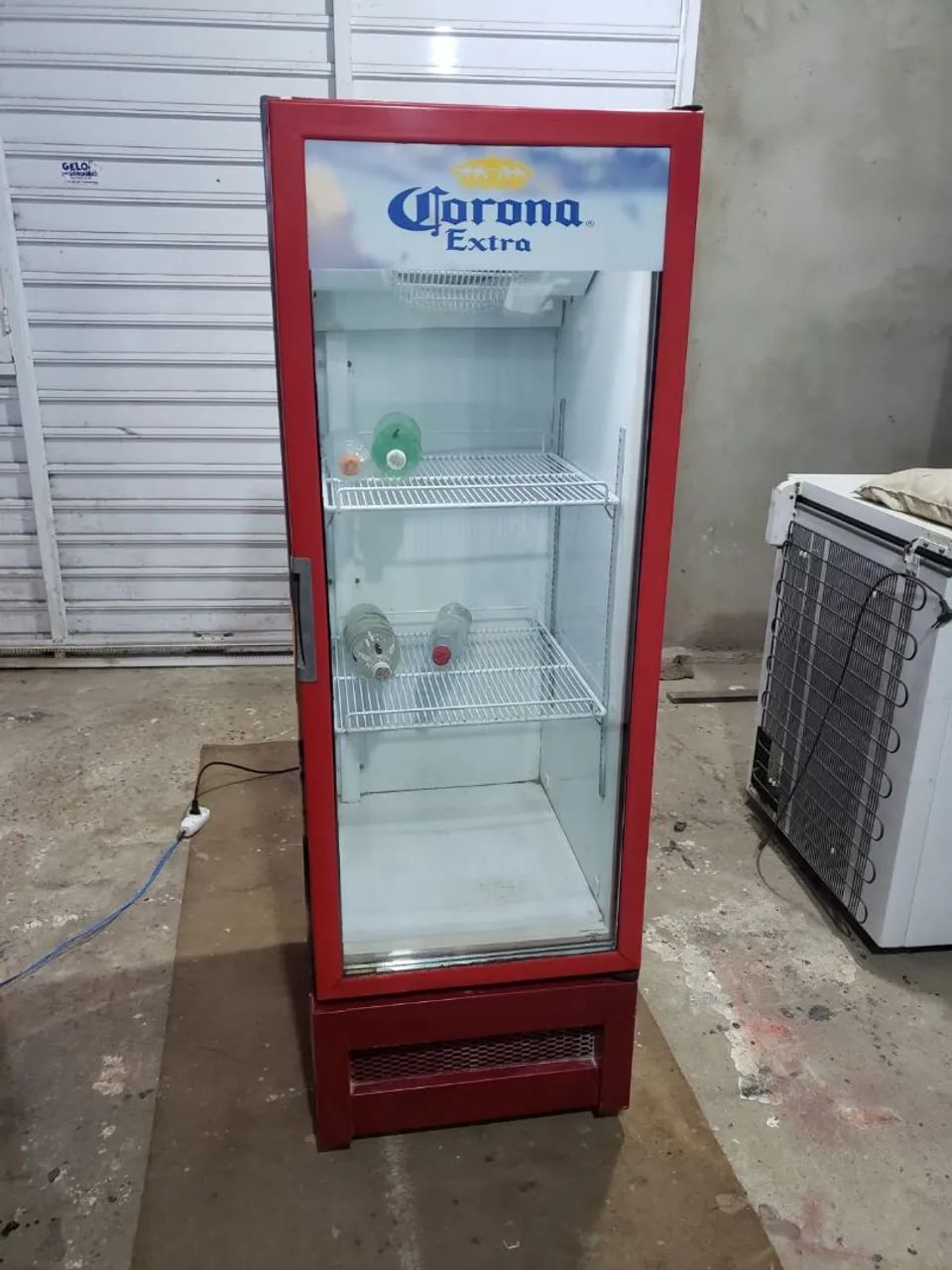 Vende-se expositor vertical slim motor 110vts zap * - Foto 2
