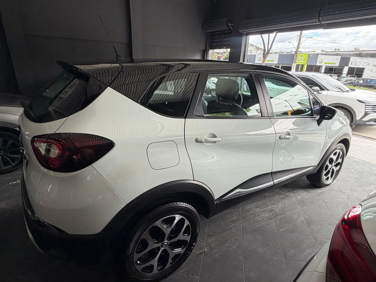Renault Captur Intense 1.6 16V Flex 5P Aut. 2019 - Foto 3