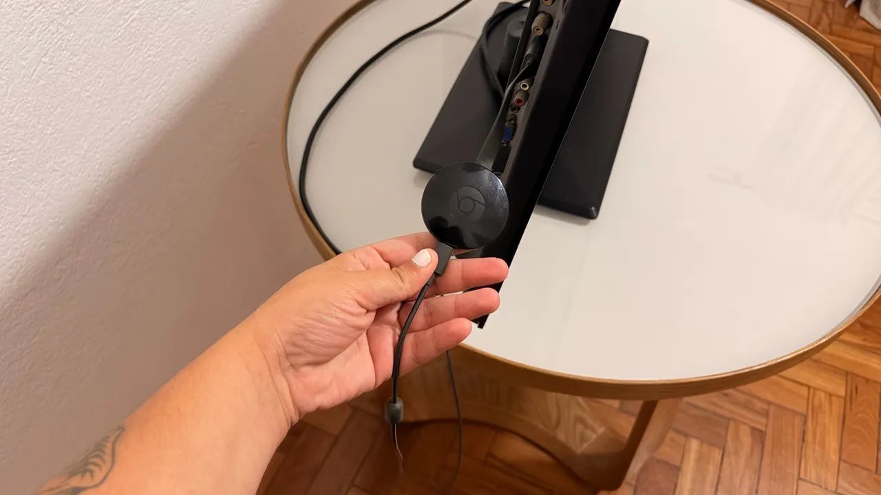 TV CCE - 32? + Chromecast  - Foto 2