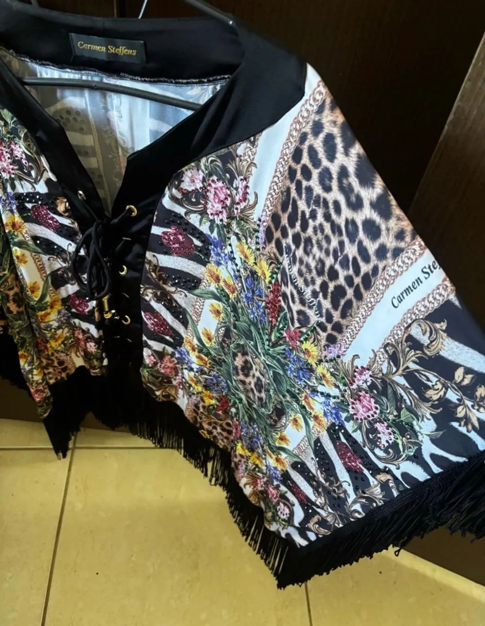 Blusa Carmen Steffens 