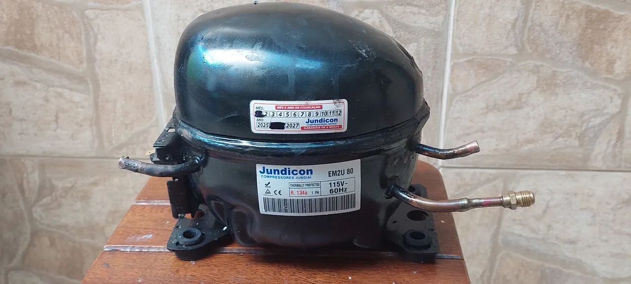 MOTOR DE GELADEIRA FUNCIONANDO 