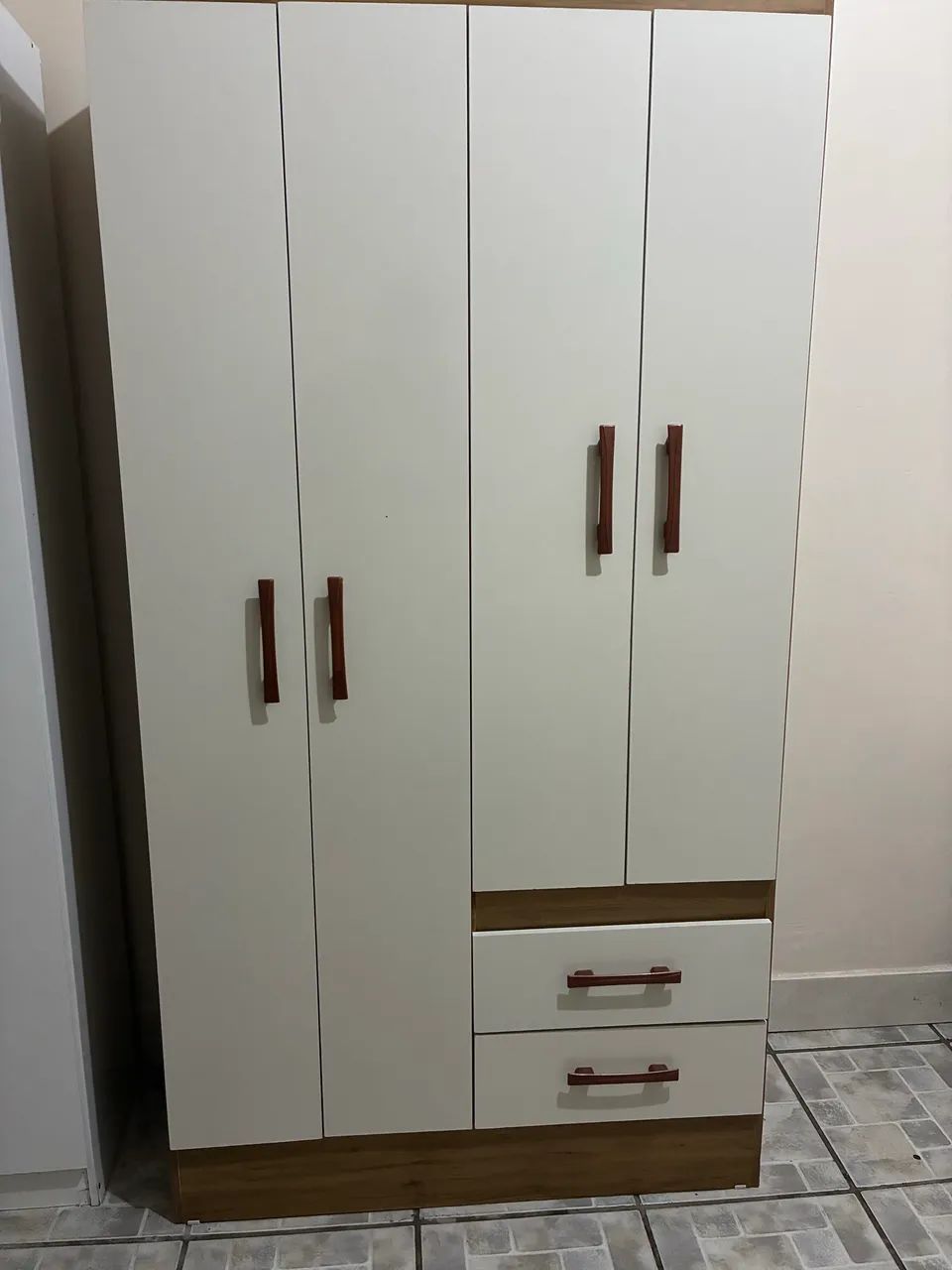 Guarda roupa solteiro 