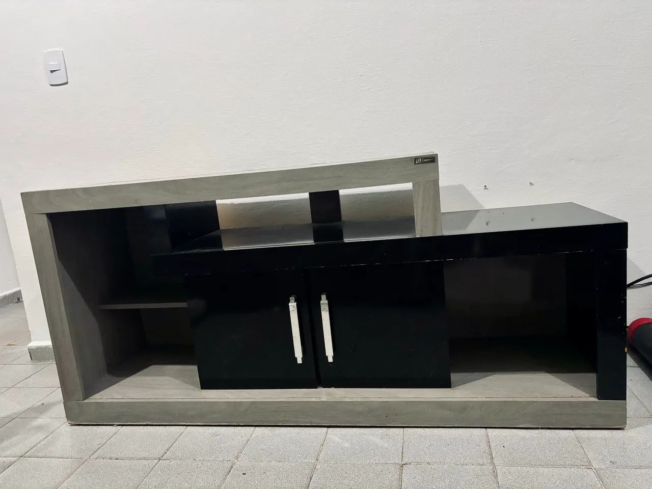 Rack para TV 60? polegadas, em MDF - R$ 150
