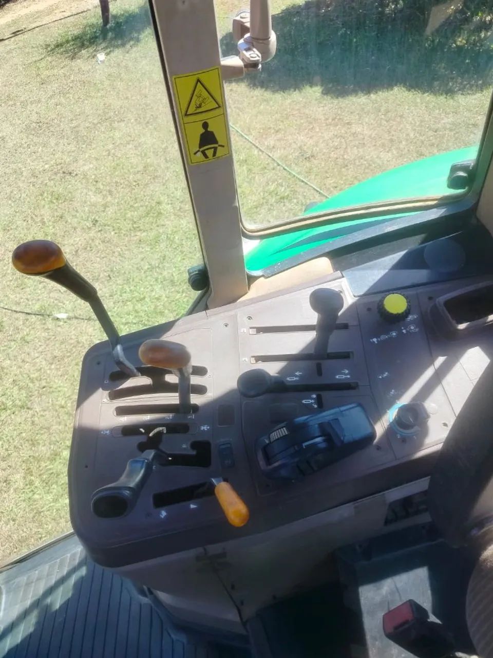 JOHN DEERE 6115J - Foto 5