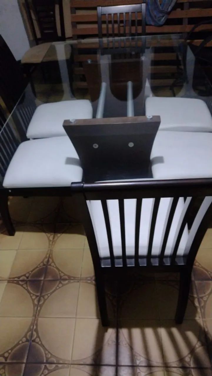 Mesa com cadeiras  - Foto 2