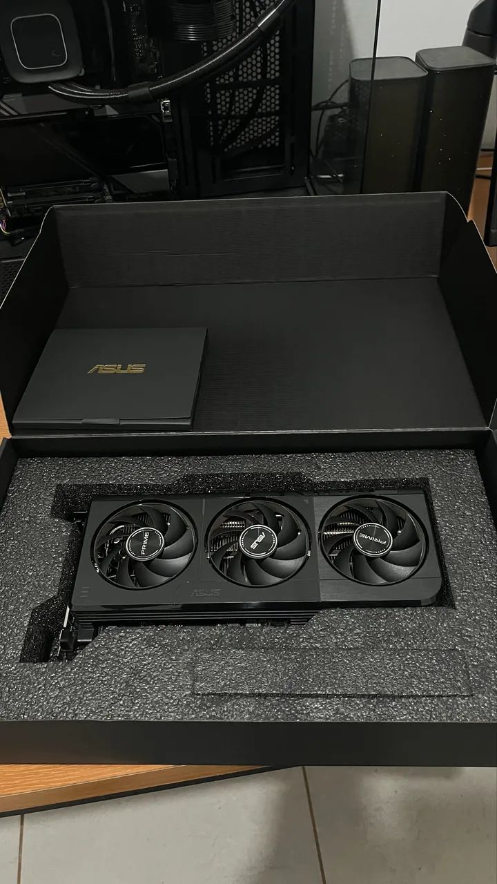 Pc gamer AMD Ryzen 7 9800X3D - Foto 3