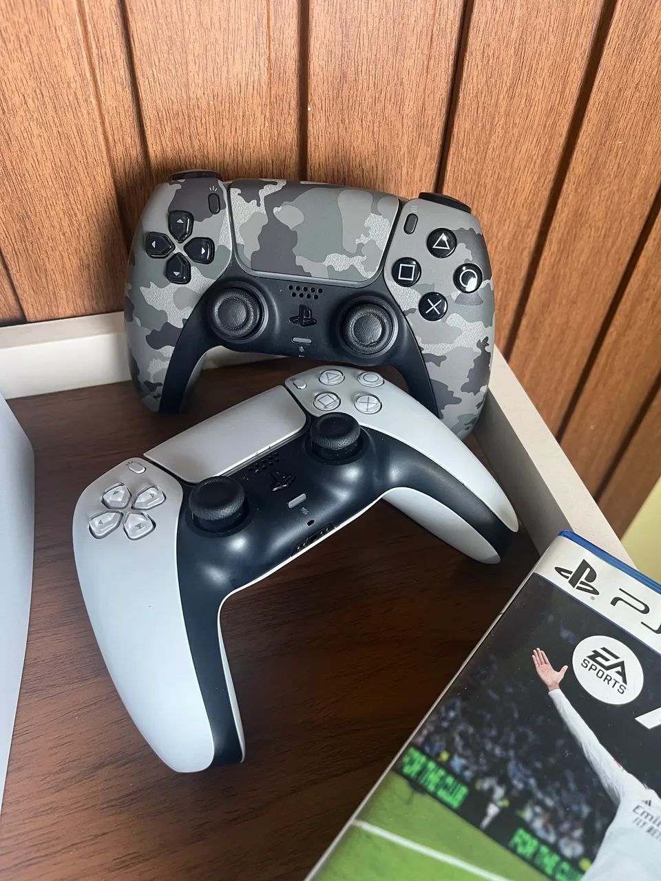 Play 5 com 2 controles Ps5 - Foto 3