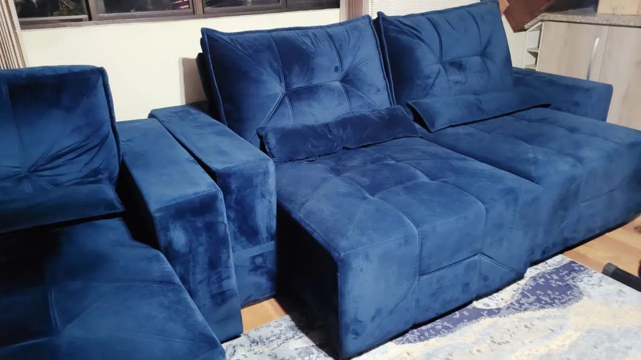 Sofá reclinável azul em veludo - Foto 5