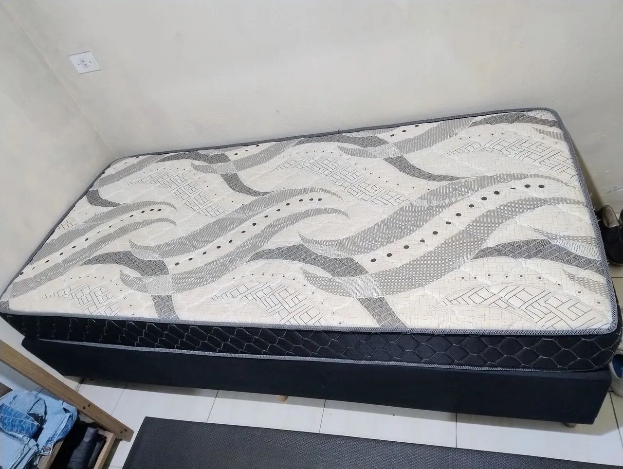 CAMA BOX DE SOLTEIRO  - Foto 2