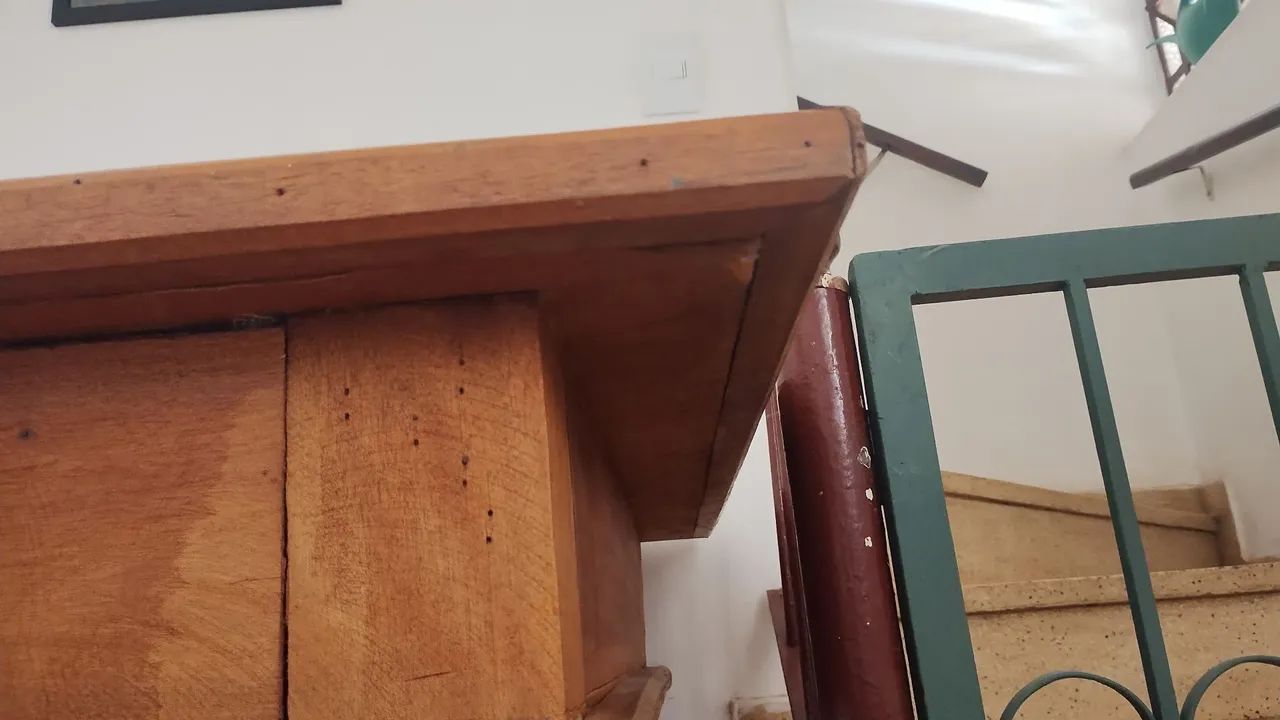 Mesa de madeira maciça  - Foto 5