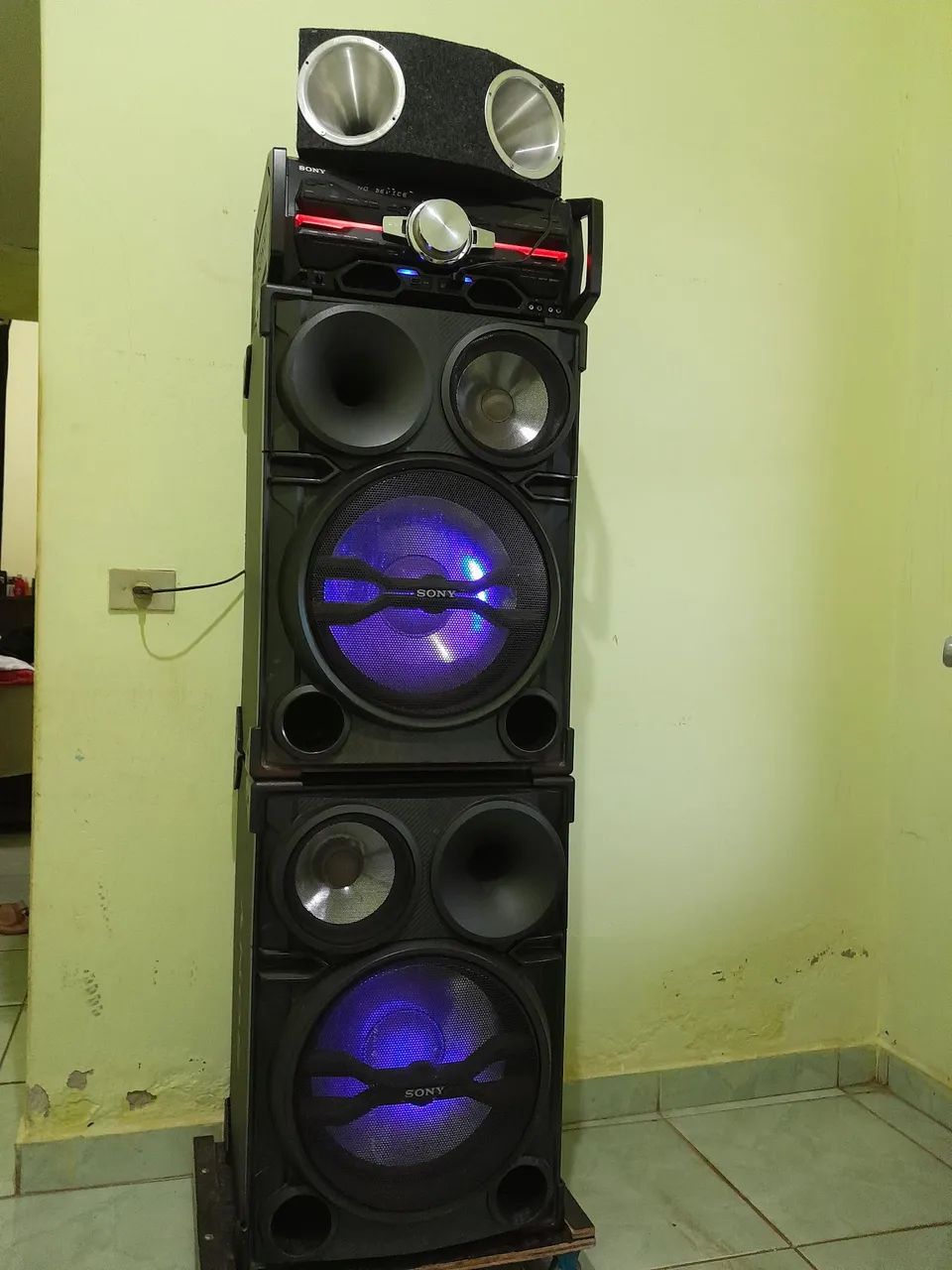 SONY SH2000