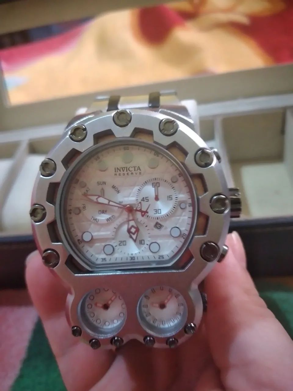 Relógio invicta prata  - Foto 3