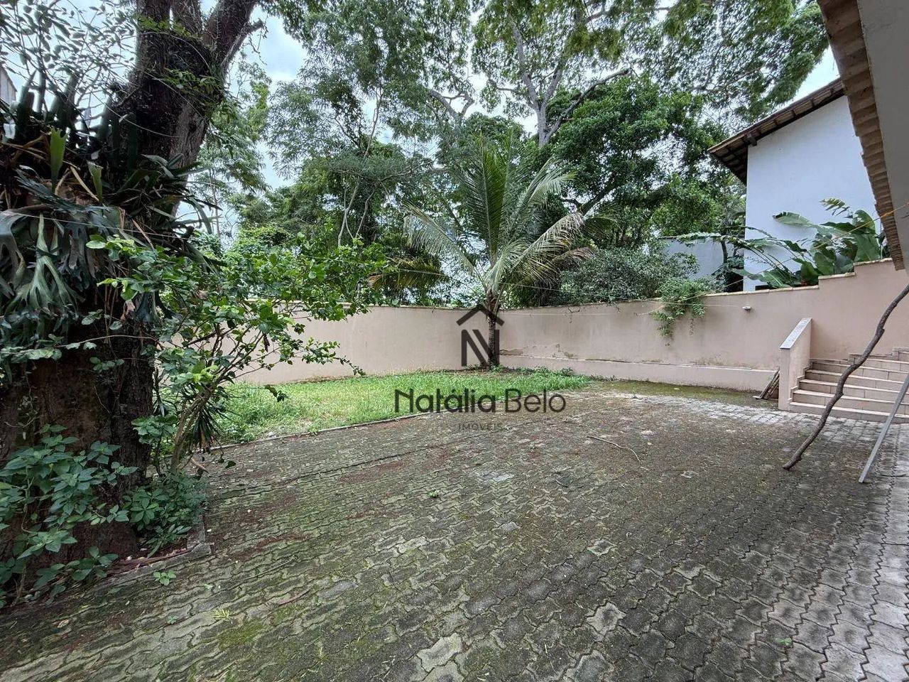 Casa no Centro de Rio das Ostras com 04 Quartos em terreno inteiro. - Foto 2