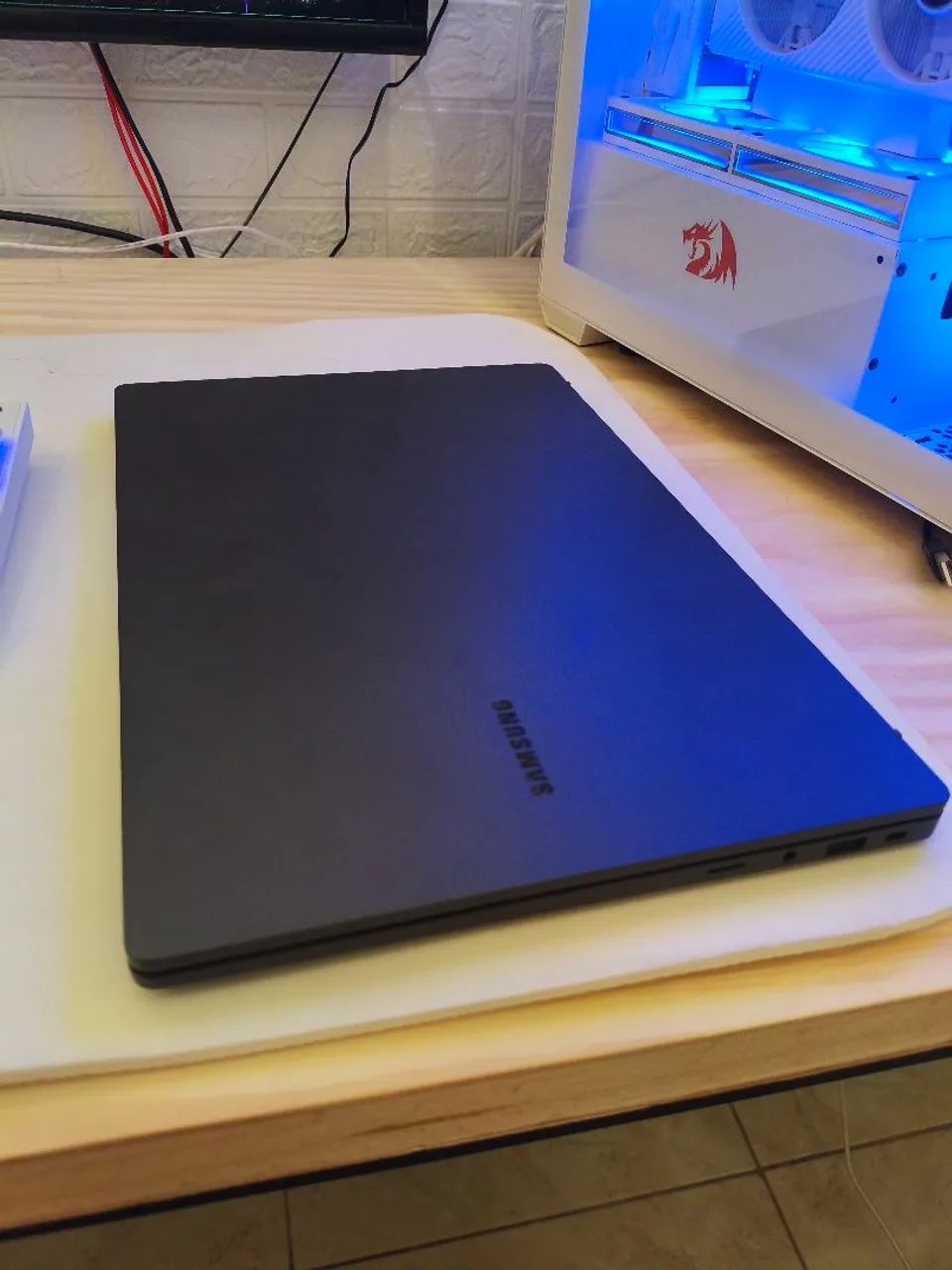 SAMSUNG GALAXY BOOK 2 - Foto 3