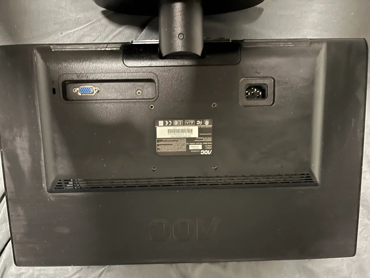 MONITOR AOC 24 POLEGADAS (CONSERVADO) - Foto 2