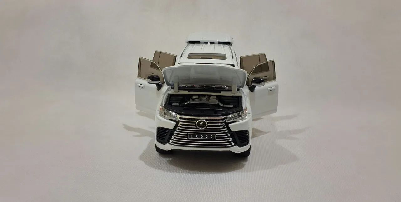 Lexus Lx 600 em metal  - coleção  - Foto 4