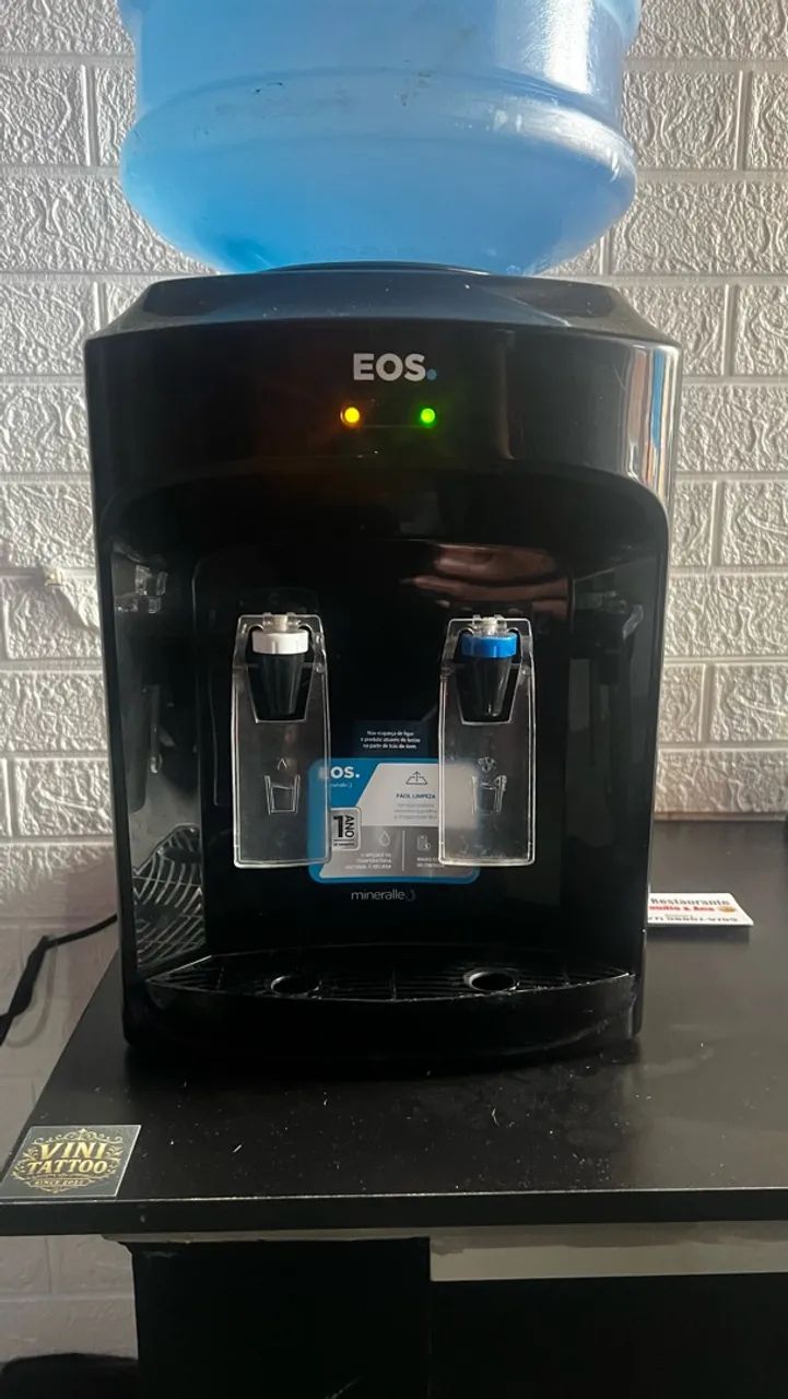 Bebedouro de Mesa Eletrônico EOS Mineralle Preto