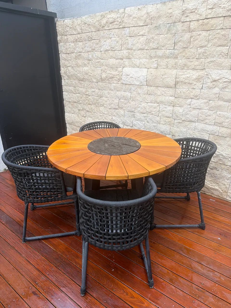 Mesa de madeira 5 lugares para área externa  - Foto 5
