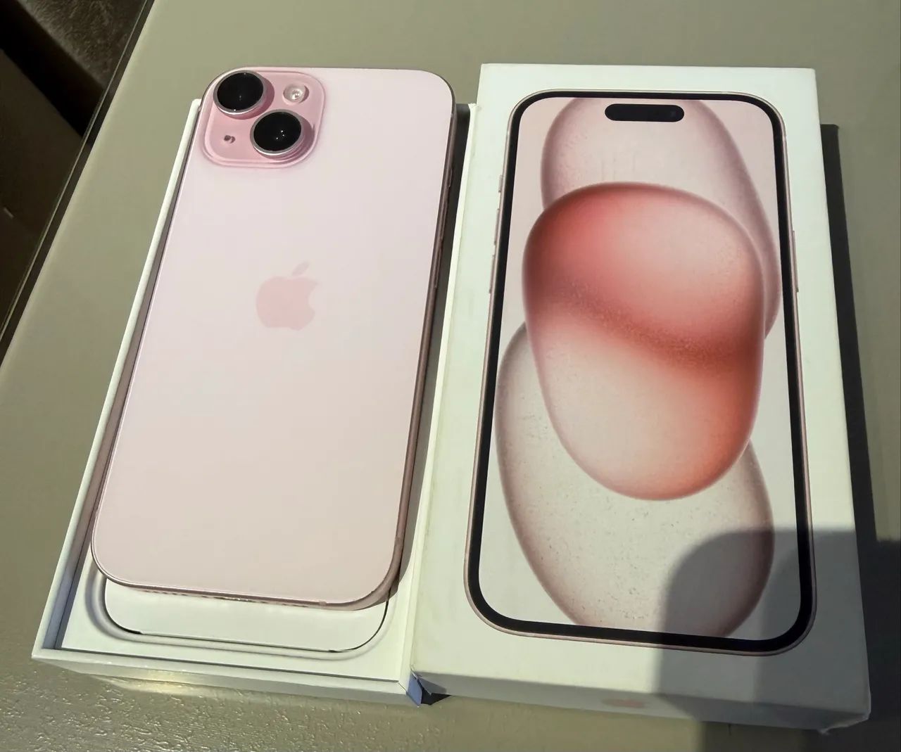 iPhone 15 128 gigas impecável 