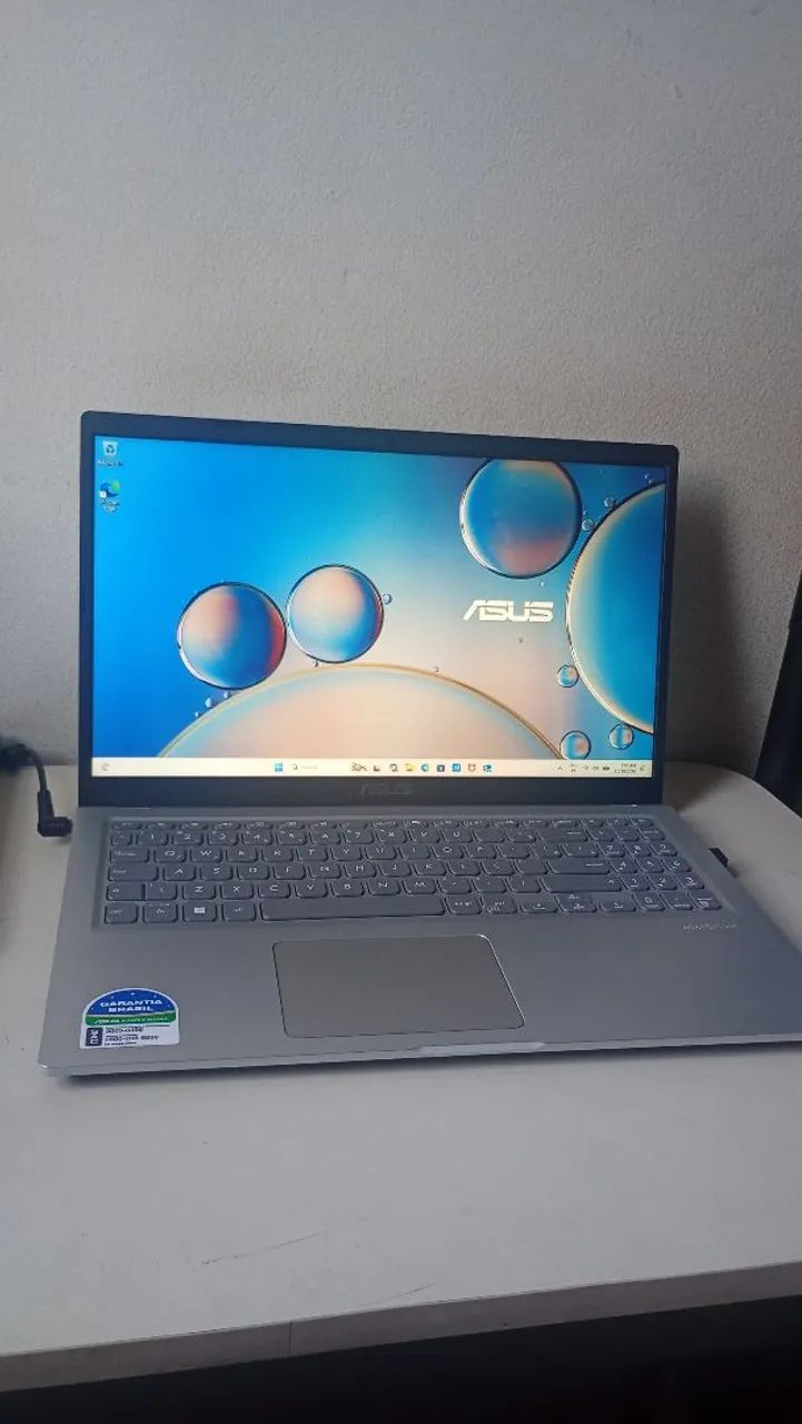 Notebook Vivobook Asus 11gen Intel core i3-11 4RAM