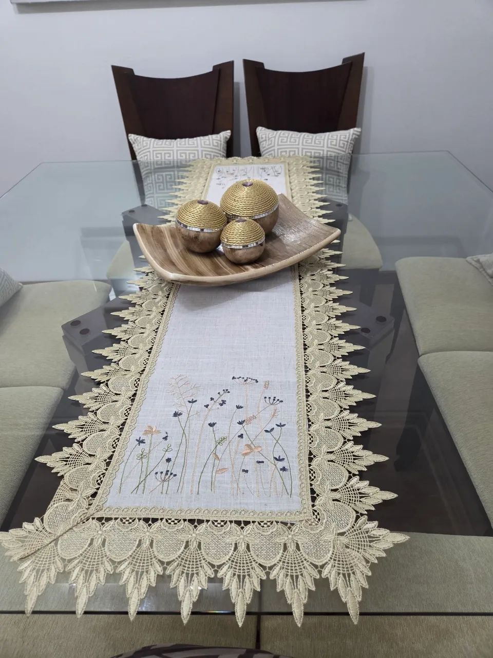 Mesa de jantar 8 cadeiras + quadro  - Foto 5