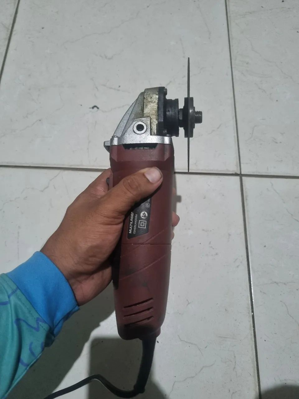 Vendo lixadeira pouco usada  - Foto 3