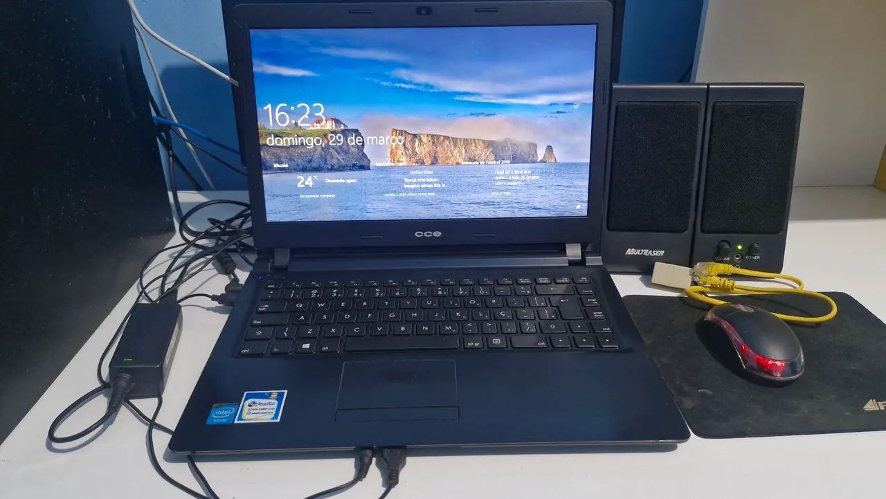 NOTEBOOK ULTRA THIN U25 4GB RAM + SSD 120GB e WINDOWS 10 PRO