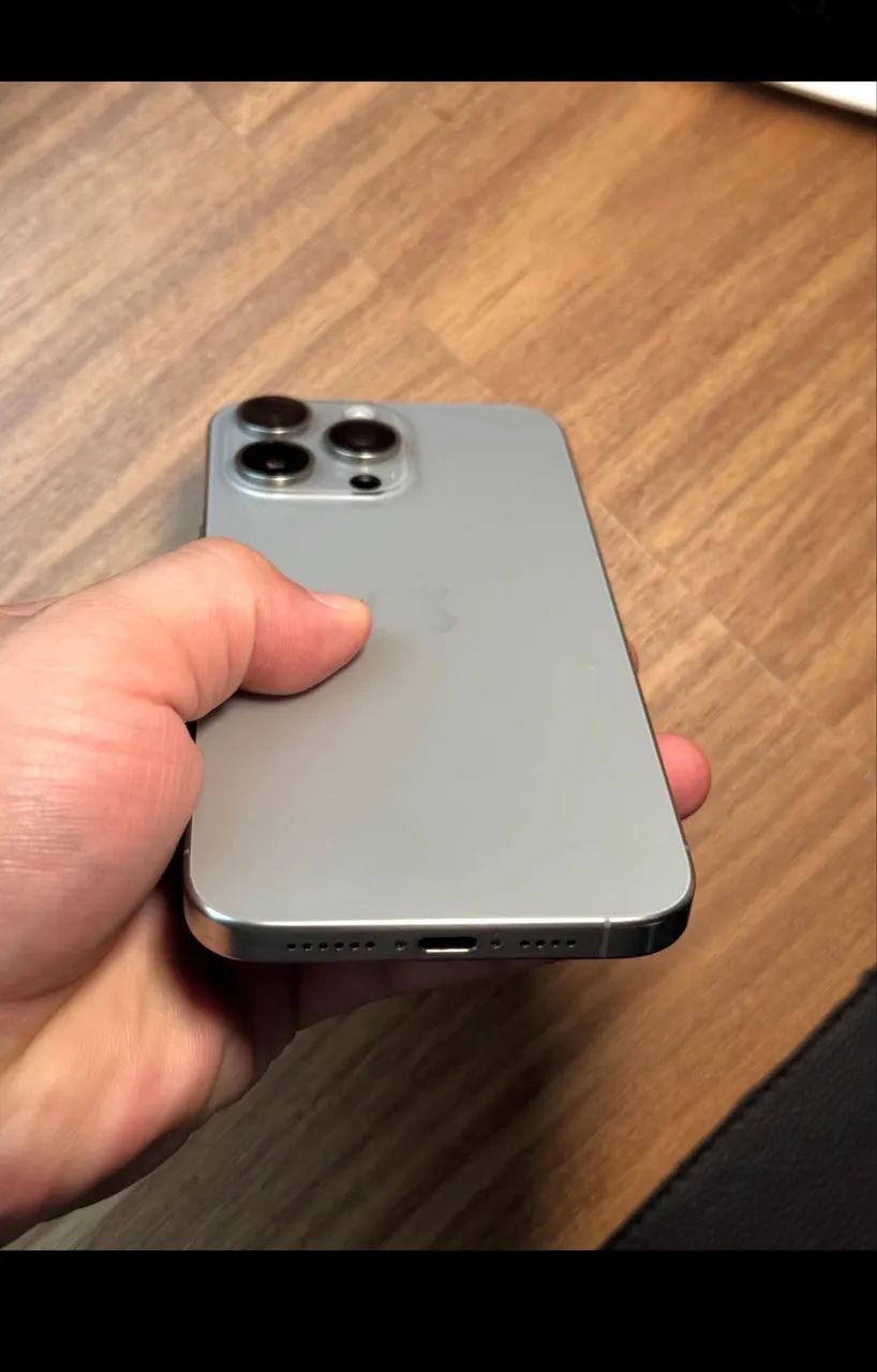 iPhone 15 Pro Max 256GB Natural Titanium com caixa original