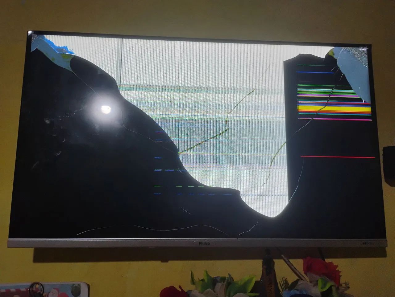 Tv 32 polegadas Philco ( retirar peças)
