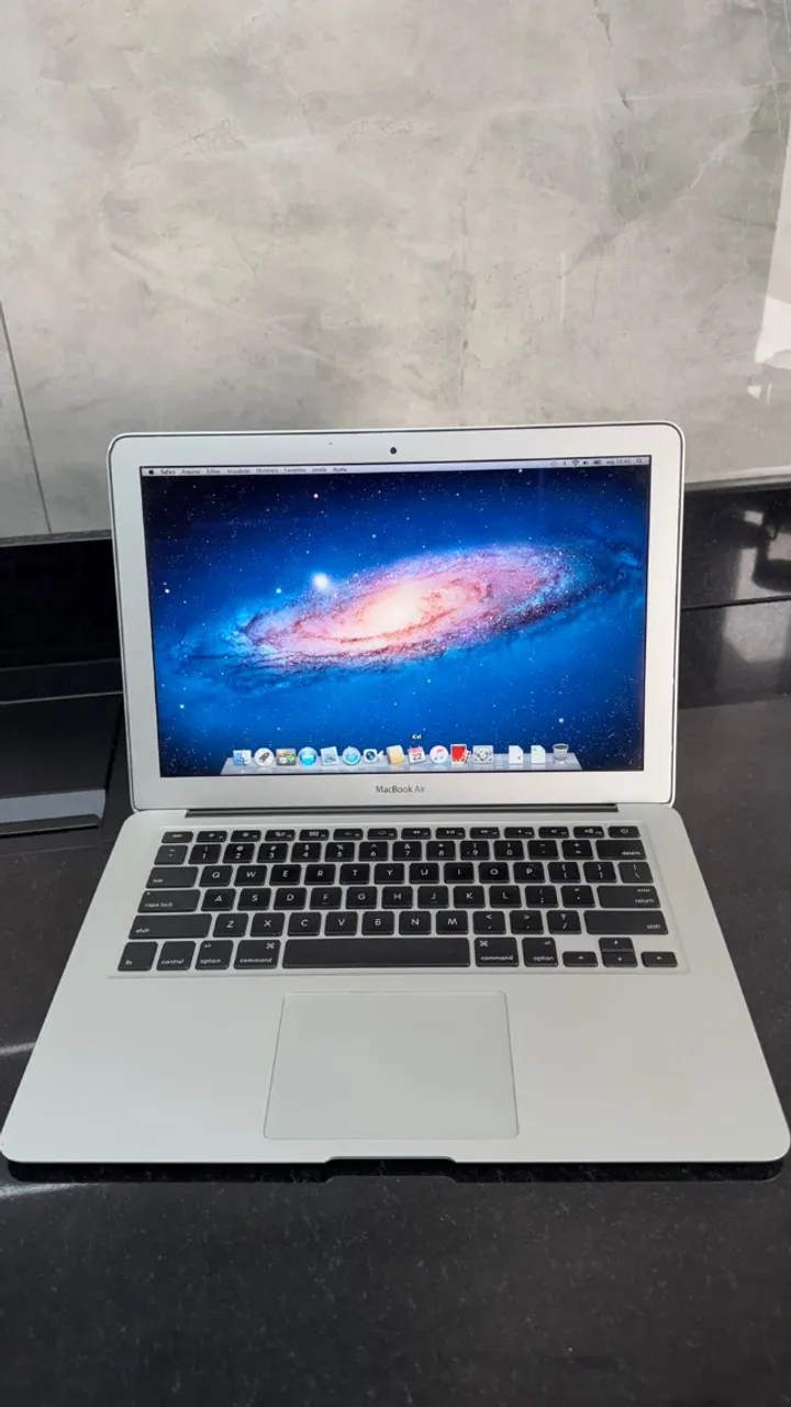macbook air 11 2011