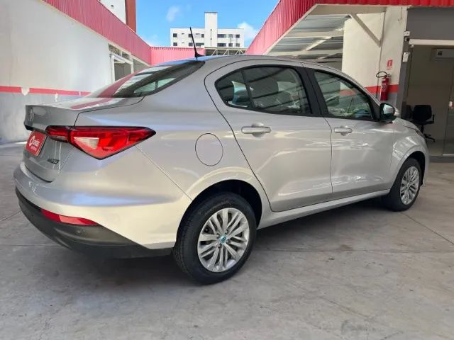 Fiat Cronos Drive 1.3 8V Flex Aut. 2025 - Foto 4