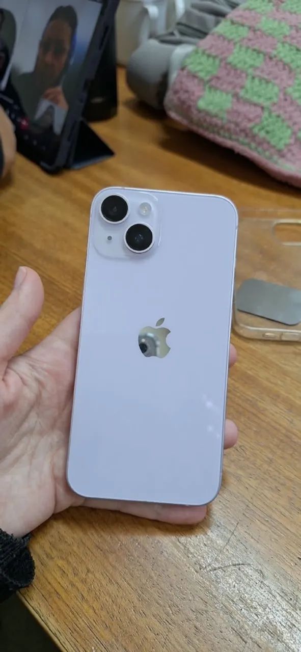 iPhone 14