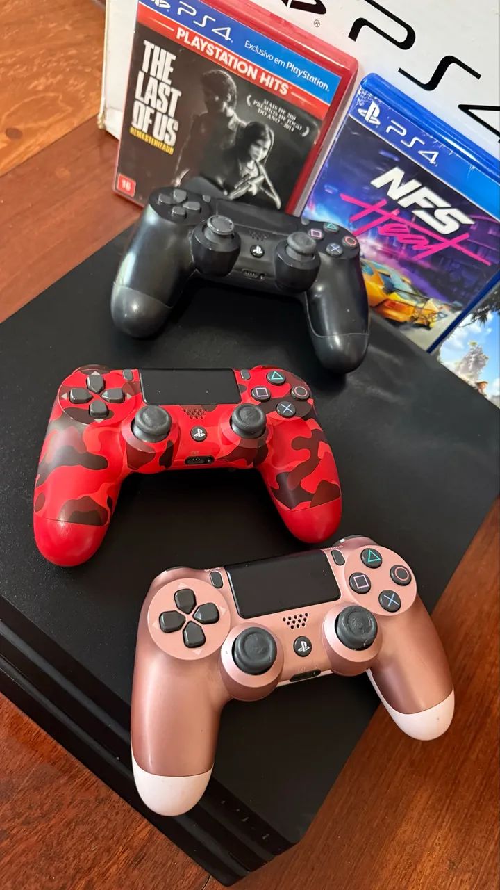 Ps4 pro com 3 jogos  - Foto 3