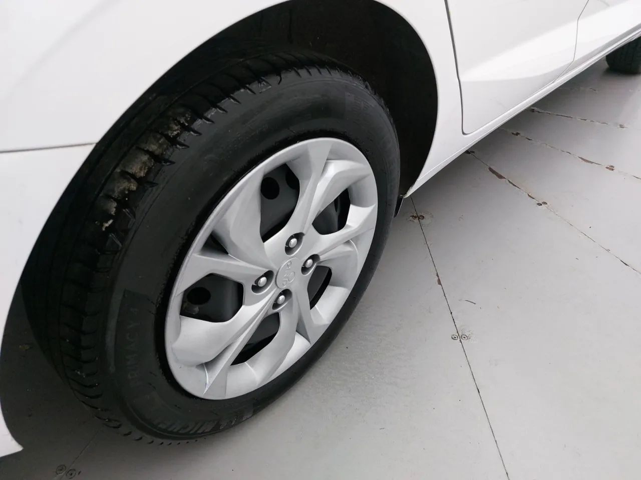 Hyundai HB20S Comfort Plus 1.0 TB Flex 12V Mec., foto 14 de 18