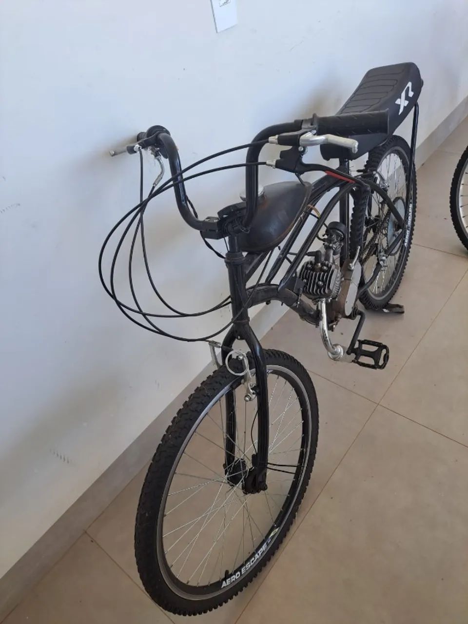 Bicicleta motorizada com banco XR - 5 meses de uso - Foto 4