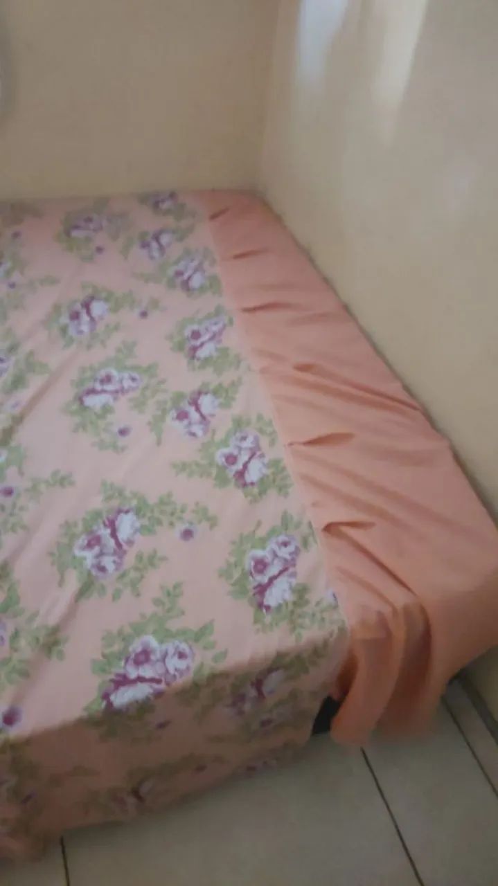 Vendo cama de casal 