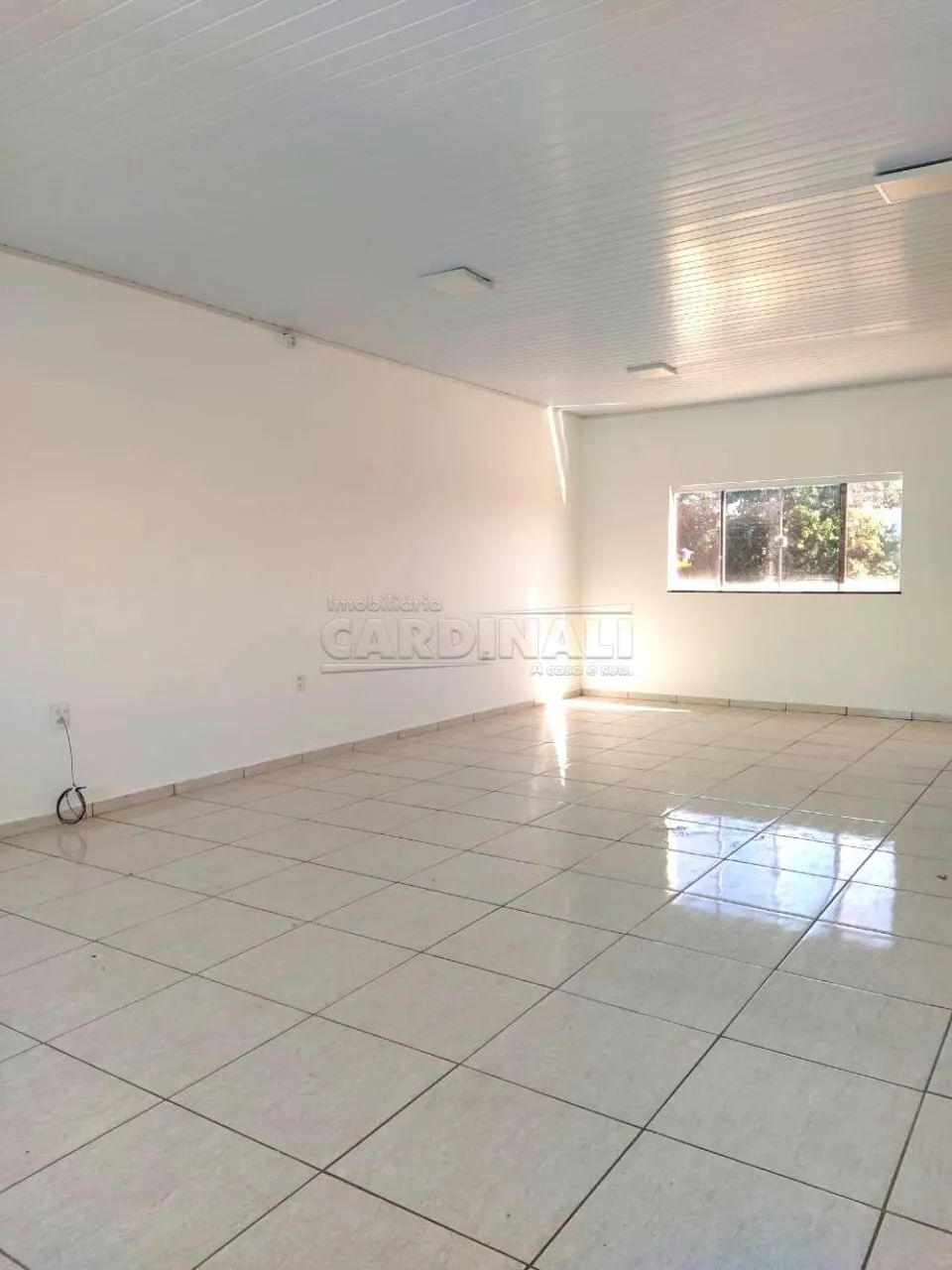 Salão/sala para locação no Centro de Ibaté!! - Foto 4