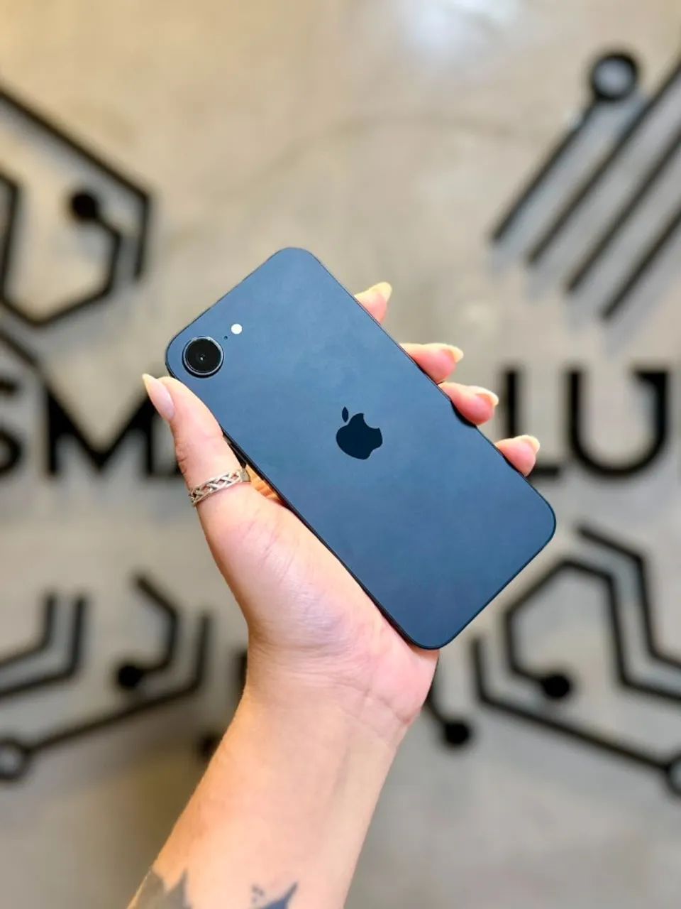  iPhone 16e Black- 128GB (Com Garantia Apple até 07/2027) 