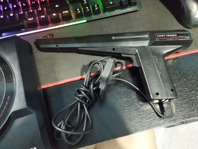 Mega Drive (Só o Console) + Light Phaser - Foto 5