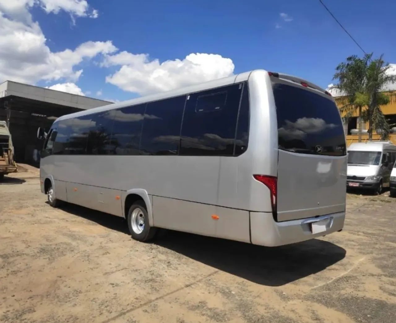 Micro Ônibus Volare W9 (Executivo) Ano 2013 - Foto 4