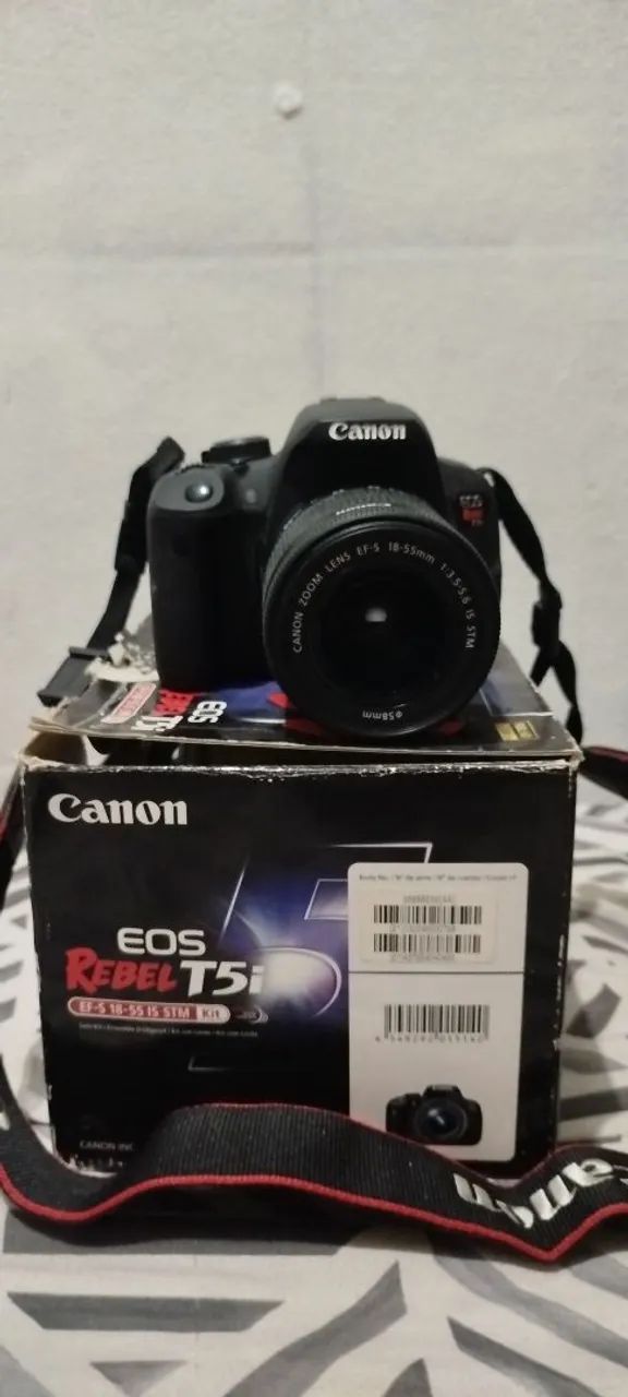 Câmera Canon T5I + KIT 