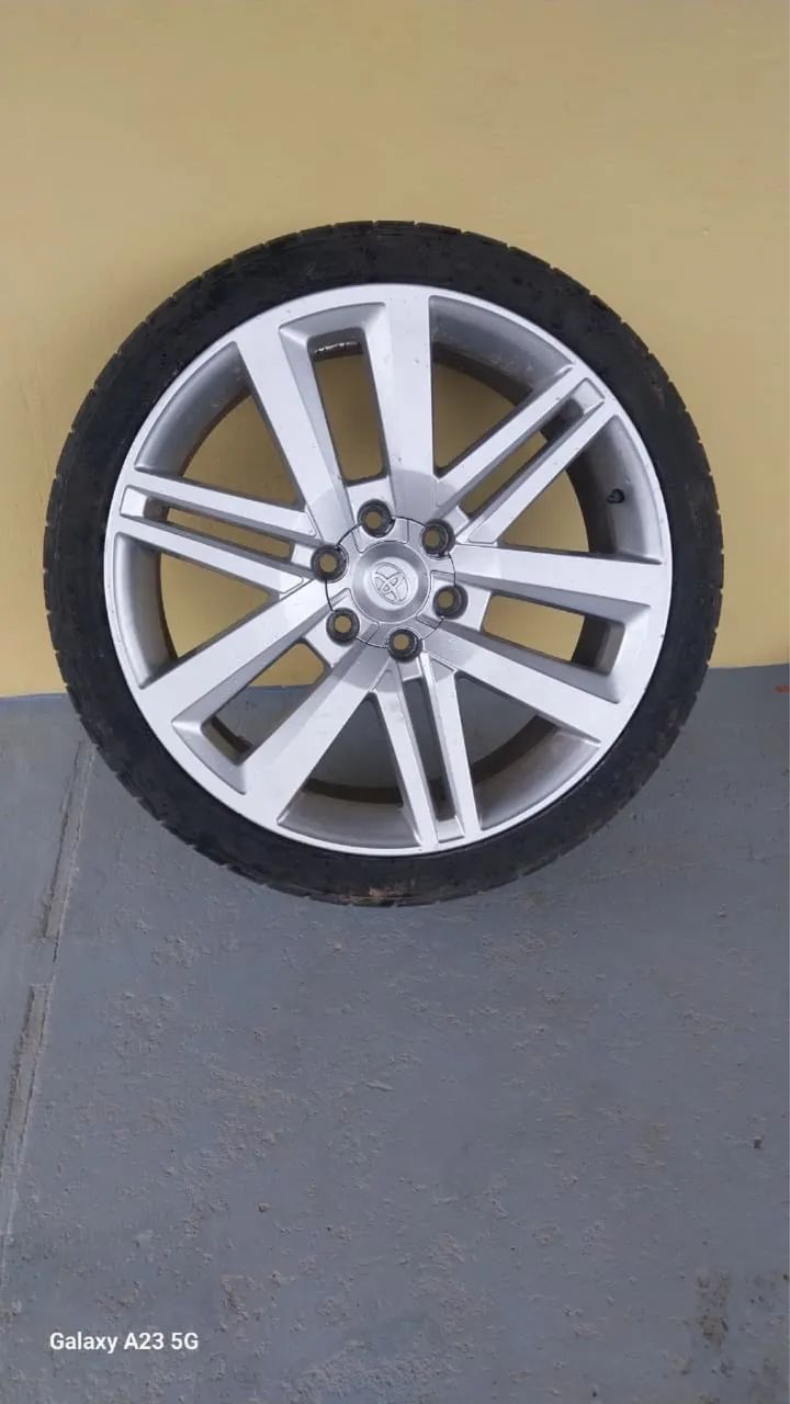 Rodas aro 22 Hilux  - Foto 3
