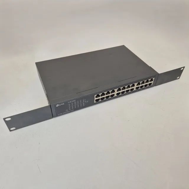 Switch 24 Portas TP-Link TL-SF1024D - Foto 2